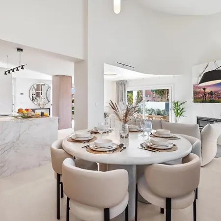 Vacation I Ulises, Private Heated Pool, 4min To The Beach, Luxury Interiors, Bbq, Golf Views Вилла Марбелья