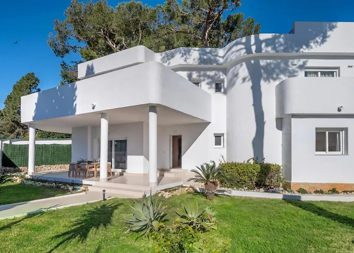 Vacation I Ulises, Private Heated Pool, 4min To The Beach, Luxury Interiors, Bbq, Golf Views * Marbella