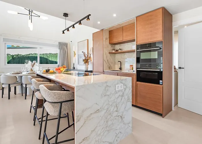 Vacation I Ulises, Private Heated Pool, 4min To The Beach, Luxury Interiors, Bbq, Golf Views * Marbella